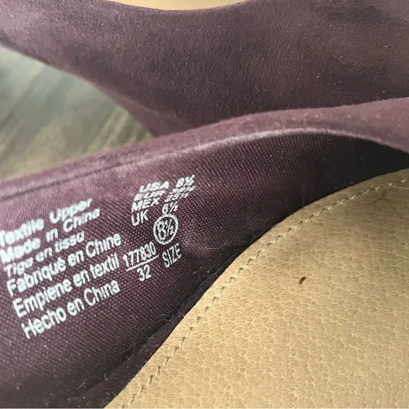 Heels - Picture 3 of 5